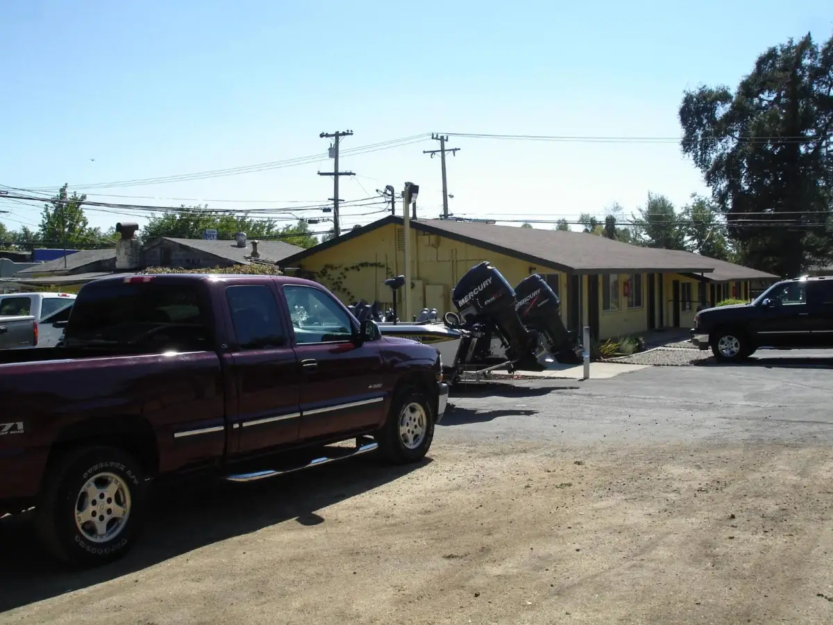 Lakeview Inn 6